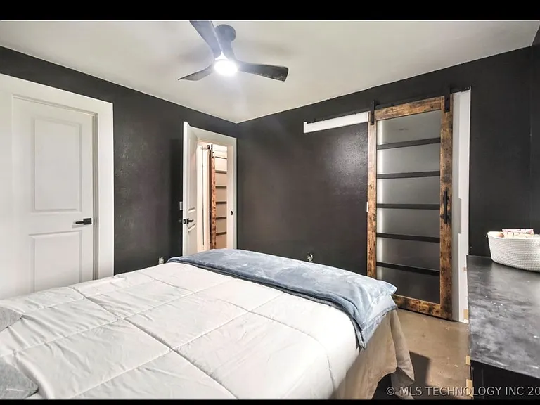 805 N Harville Rd — Photo 7