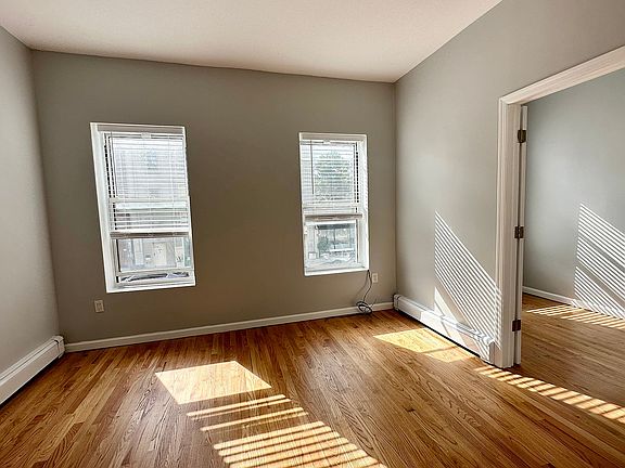 5th image of 291 Court St #2