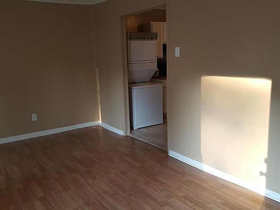 3rd image of 106 Goodson Ave APT 1