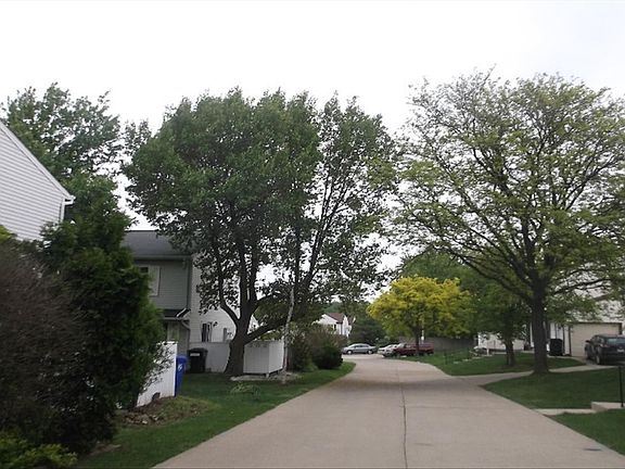 4th image of 17214 Sheldon Ct