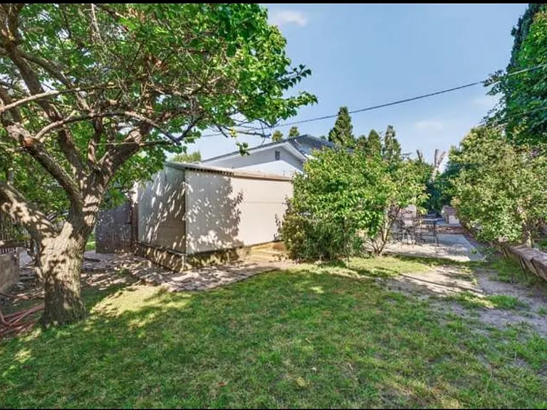 Minto Ct — Photo 14