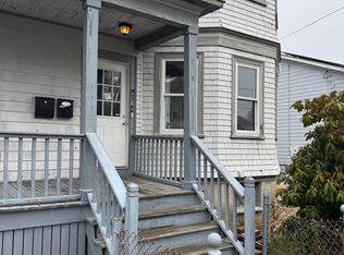 9 Calumet St #1, New Bedford, MA 02744