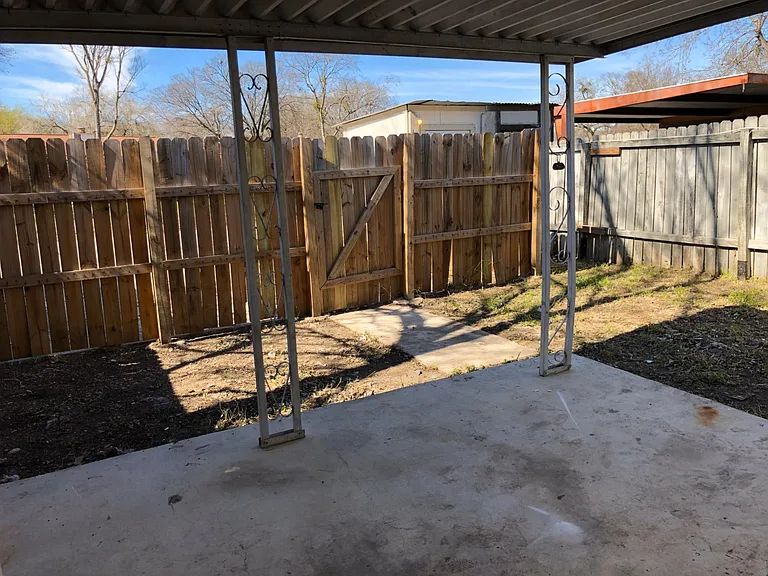 8011 Chipping — Photo 7