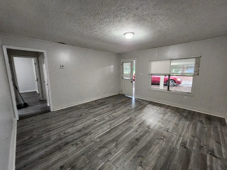 506 Romine Ct — Photo 3