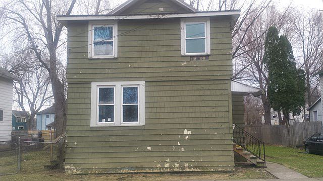 1st image of 708 Pattinson St