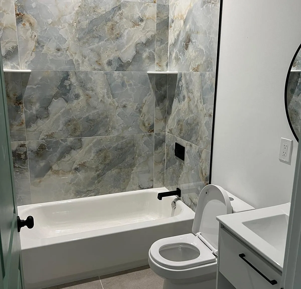 4 bed, 1878 sqft, $2,350 — Photo 4