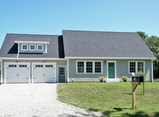 23 Cove Rd, Freeport, ME 04032