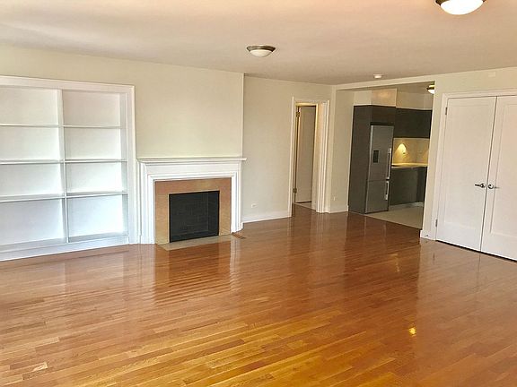 3rd image of 400 E 57th St APT 18E