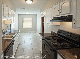 2635 Appling Crest Dr, Memphis, TN 38133