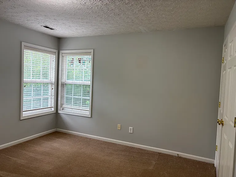 9406 Harlow Ct — Photo 21