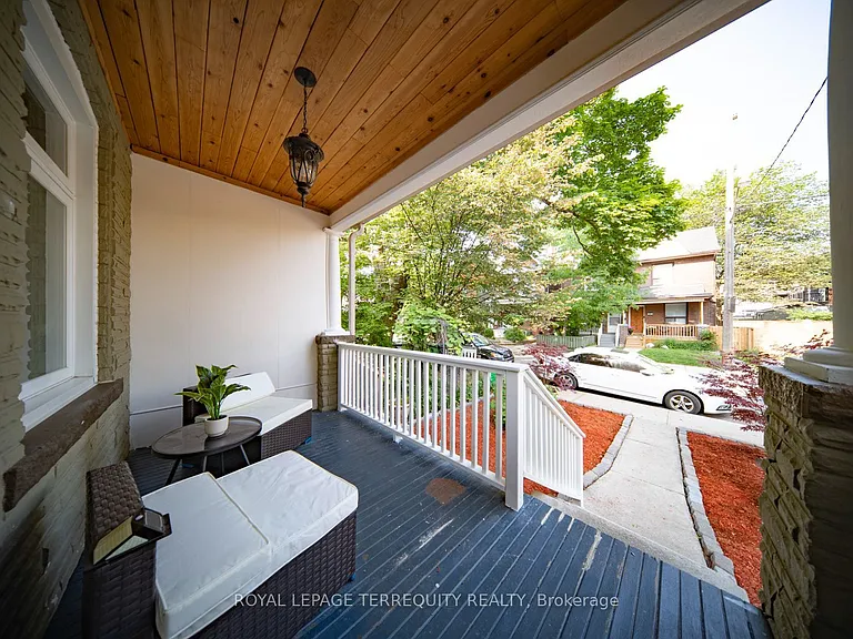 256 Boston Ave #B — Photo 4