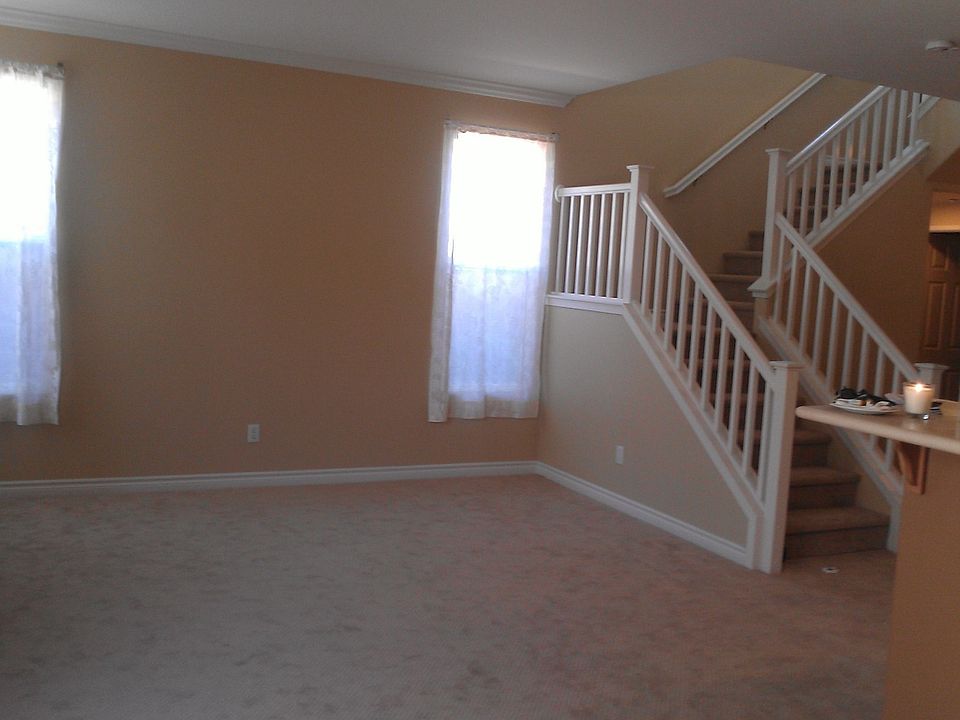 2nd image of 9857 Fieldthorn St