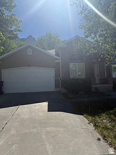 1st image of 629 S Appaloosa Cir