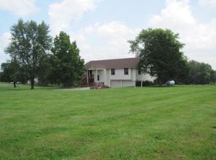 3450 N Hinshaw Dr, Columbia, MO 65202