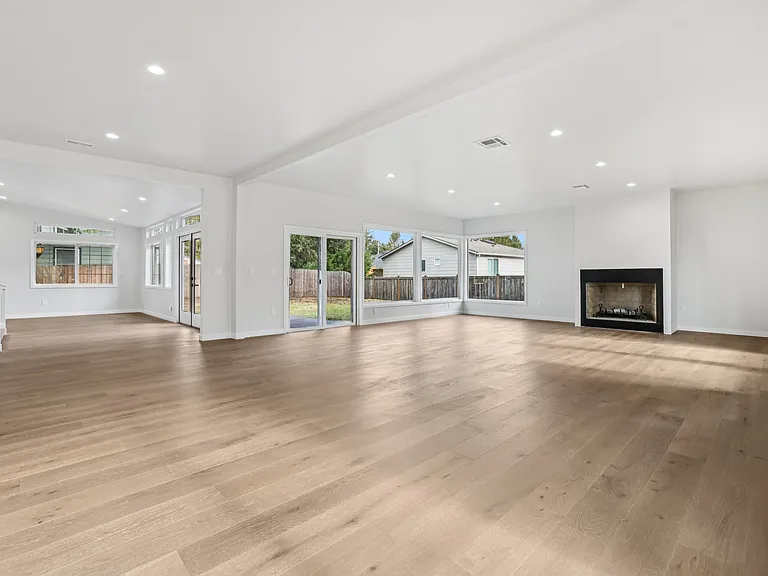5114 Picnic Point Rd — Photo 14