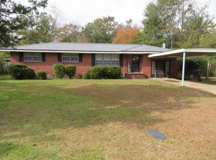 1102 Garden Ln, Dothan, AL 36301