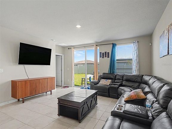 3rd image of 7144 BOGGY CREEK PLACE
