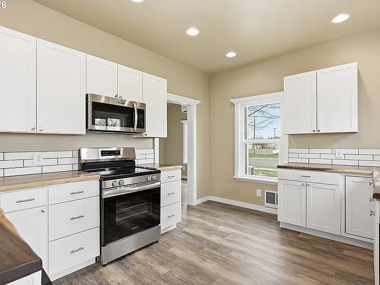503 S Washington St — Photo 15