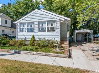 211 W Vine St, Springfield, IL 62704