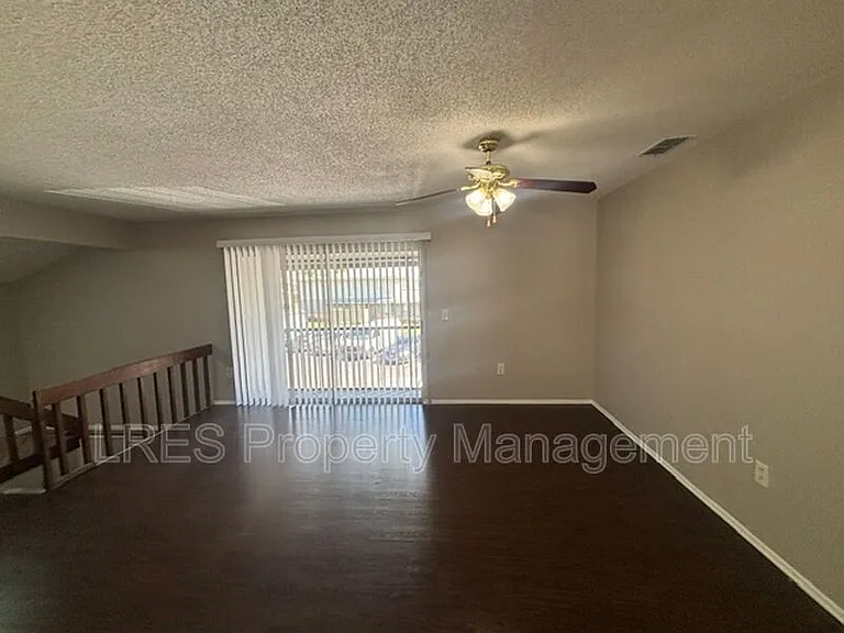 4564 Pheasant Run Dr — Photo 8