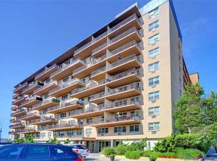 25 Neptune Blvd. 25 Neptune Boulevard #5G, Long Beach, NY 11561