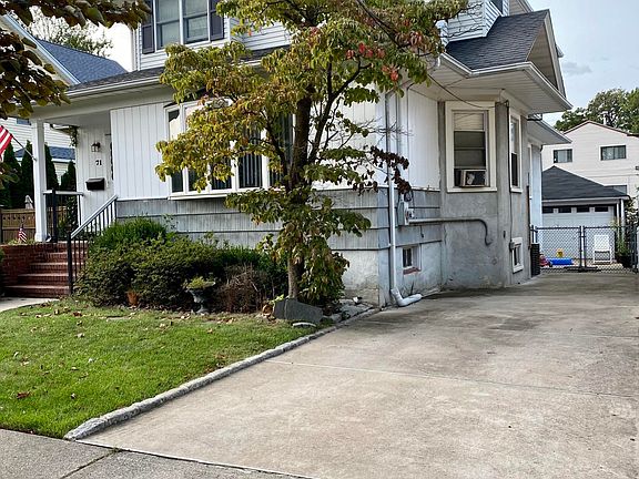 5th image of 71 Margaret St