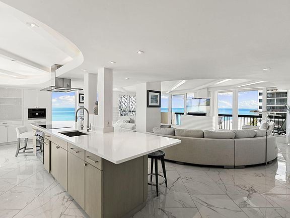 2nd image of 4001 Gulf Shore Blvd N APT 806