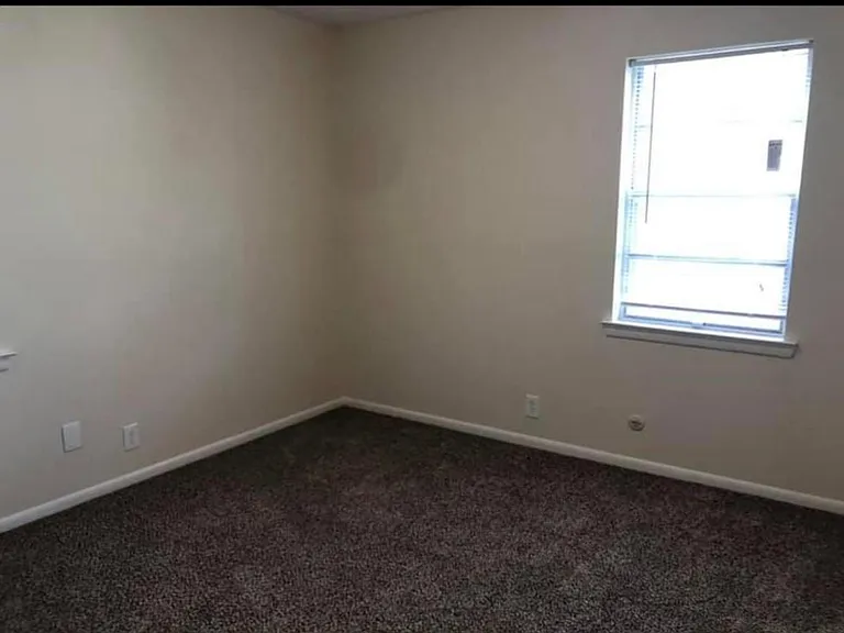 3424 Antilles Dr — Photo 8
