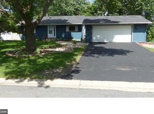 8070 Cooper Ave E, Inver Grove Heights, MN 55076