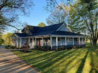 3486 Tobe Robertson Rd, Columbia, TN 38401