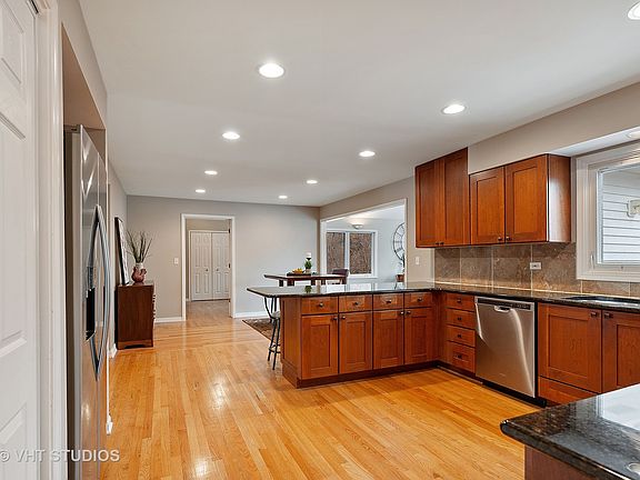 5th image of this home