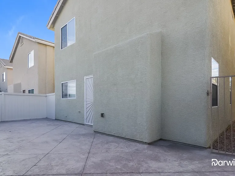 1628 Victor Hugo Ln — Photo 15