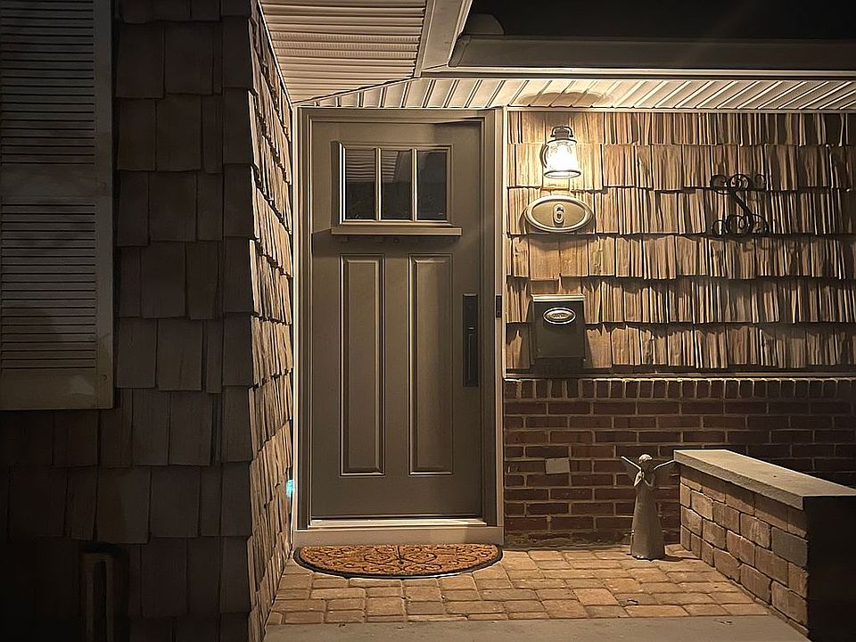 1st image of 6 Greenwood Pl