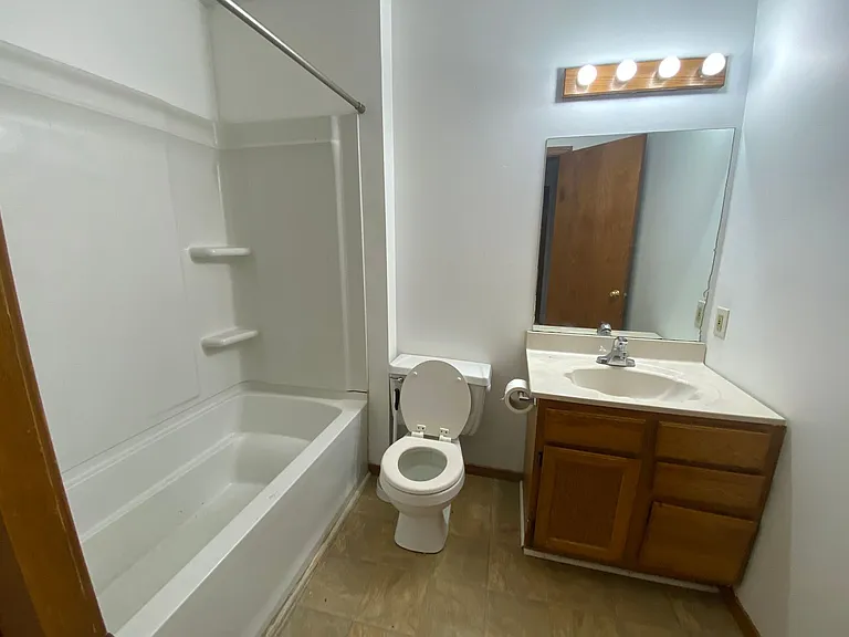 505 S Sale St #2-112 — Photo 8