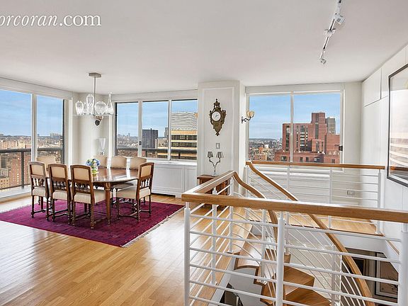 3rd image of 200 E 89th St APT 35A