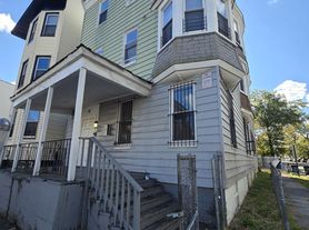 17 William St