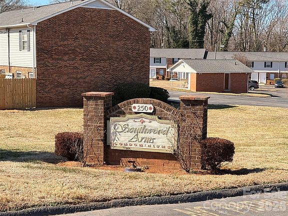 3rd image of 250 Nixon Rd