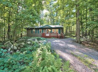 3842 Split Rail Ln, Lake Ariel, PA 18436