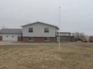 9423 SW 82nd Ave, Ellendale, MN 56026