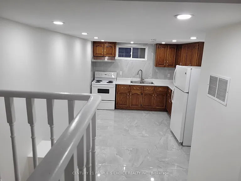 15 Nancy McCredie Dr #MAIN — Photo 4