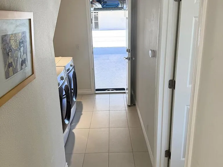 5121 Neptune Sq — Photo 5
