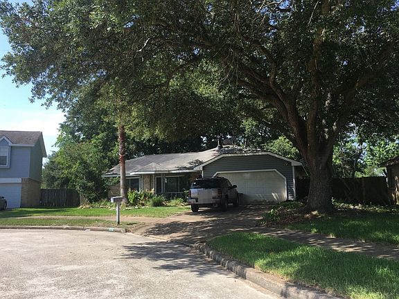 3rd image of 454 Village Creek Dr