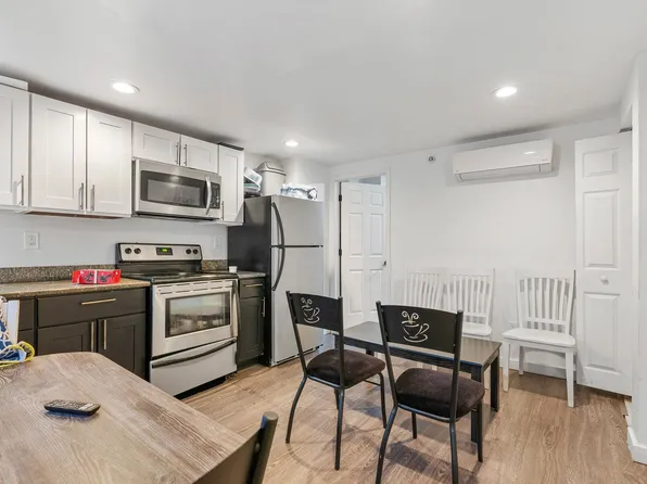 2017 W Oxford St #C, Philadelphia, PA 19121