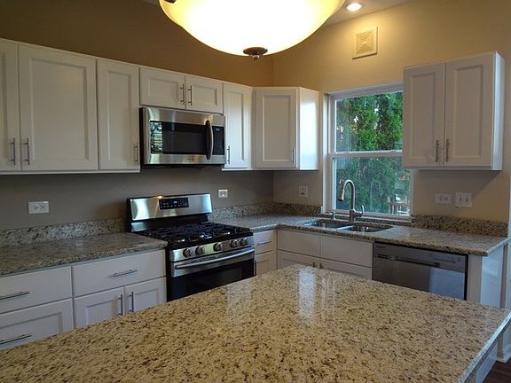 4th image of 1960 Marigold Ln