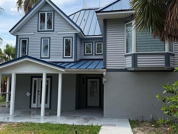 2nd image of 887 S GULFVIEW BOULEVARD