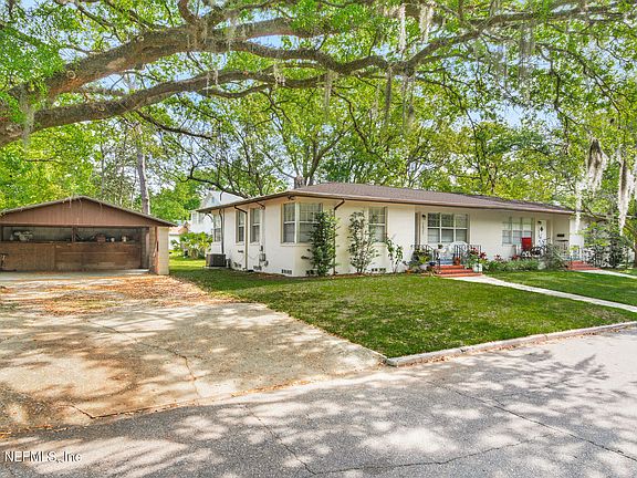 2nd image of 1523 INGLESIDE Avenue