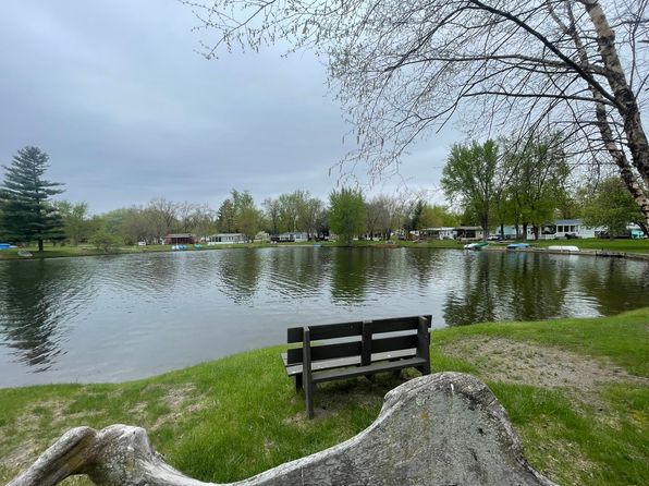5-462/463 Woodhaven Ln, Sublette, IL 61367
