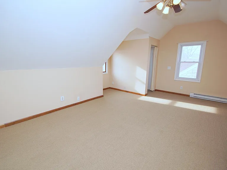 1120 Brown St — Photo 11