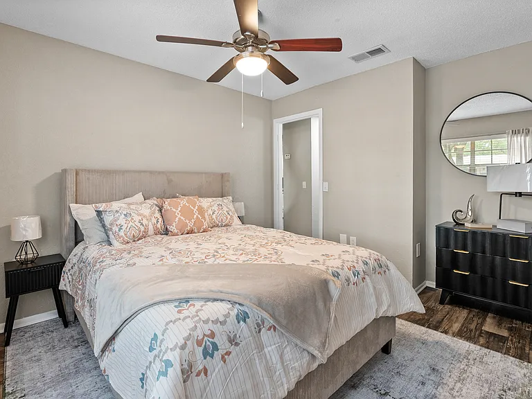 Villas at Deer Park Apartments — Photo 7