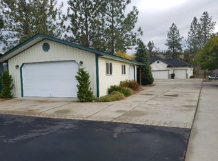 18414 N West Shore Rd, Nine Mile Falls, WA 99026